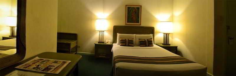Villa Margarita Hotel Davao City Екстериор снимка